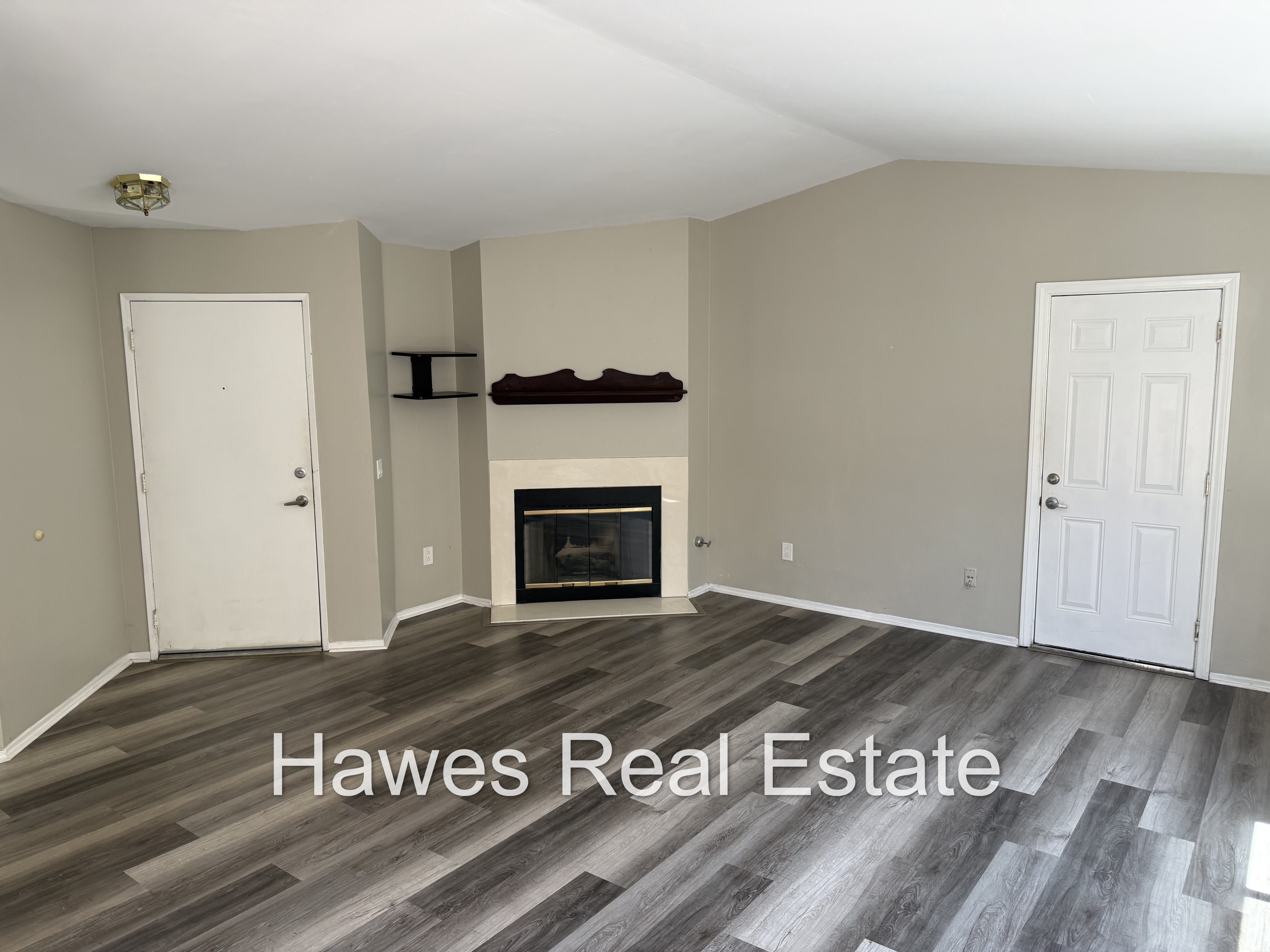 29250 Murrieta Rd – photo 2
