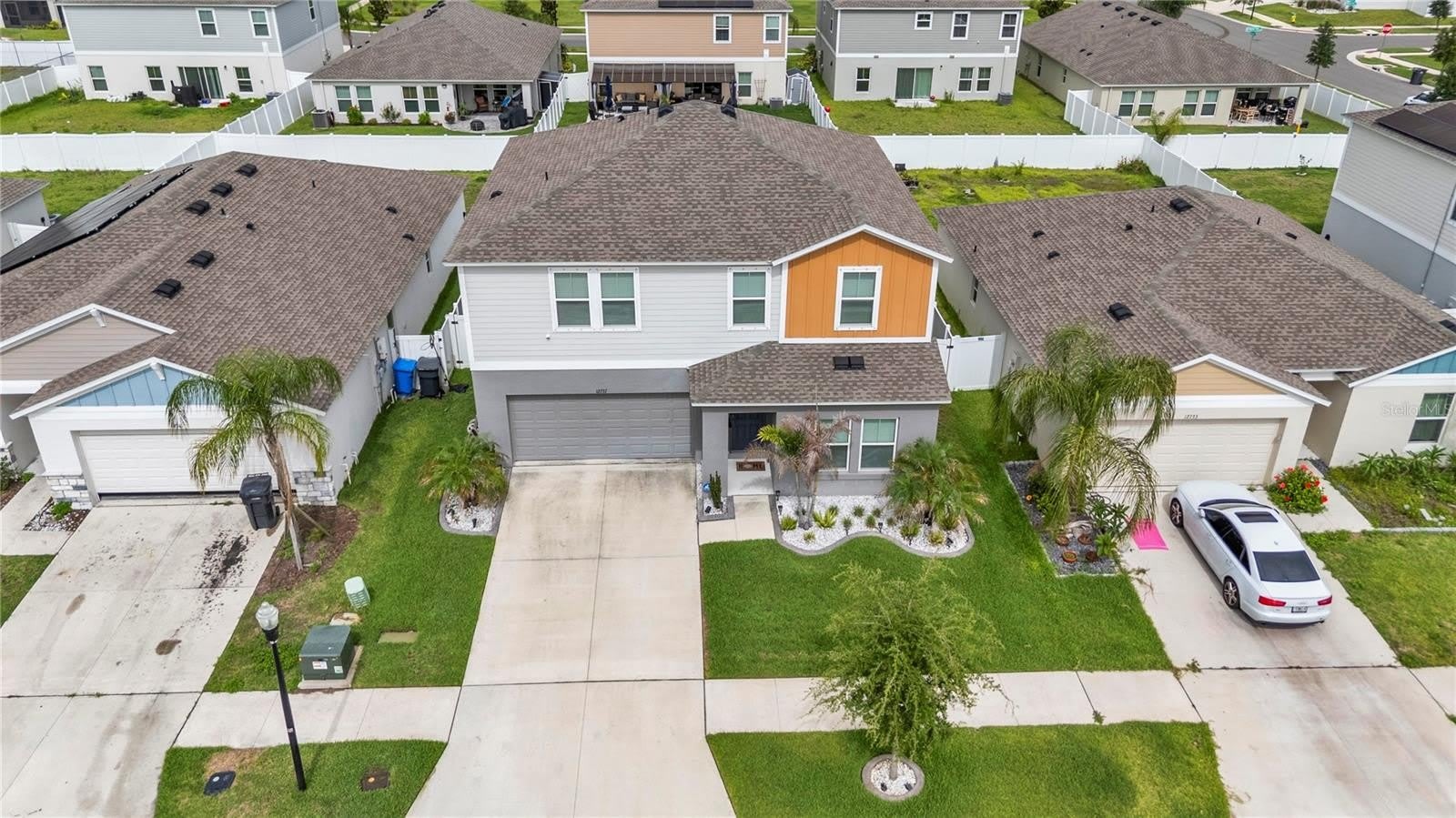 12737 TANNENCREST Drive – photo 2
