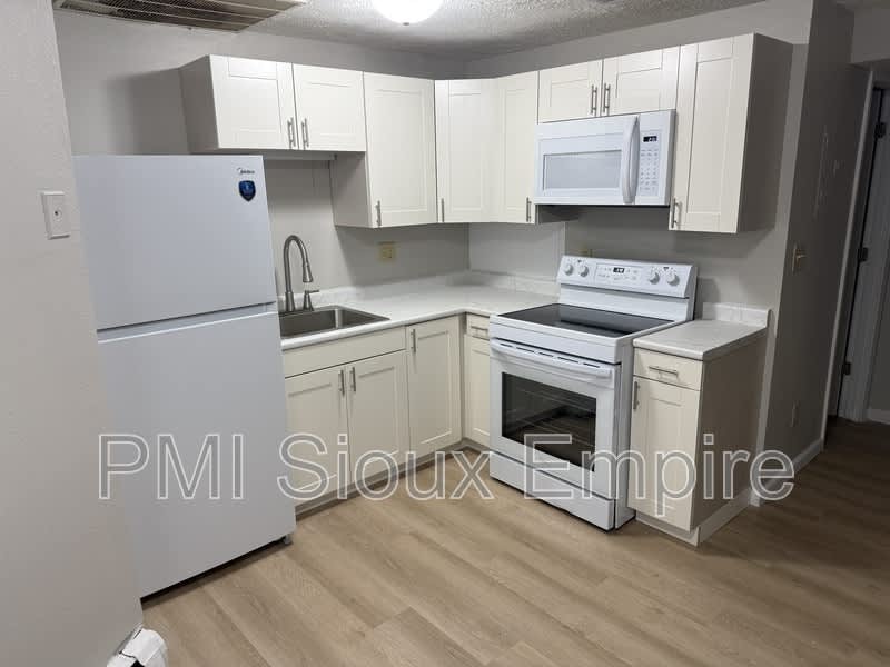 112 N Prairie – photo 1