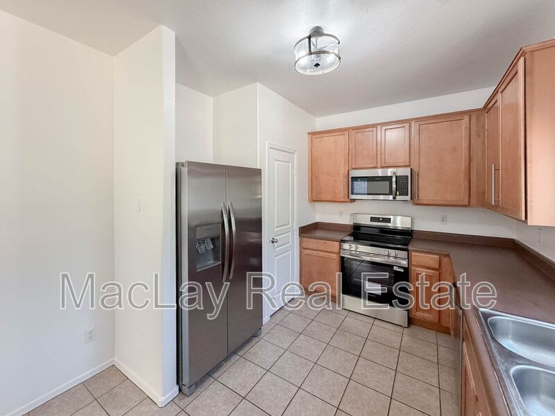 1308 W Fremont Rd – photo 5