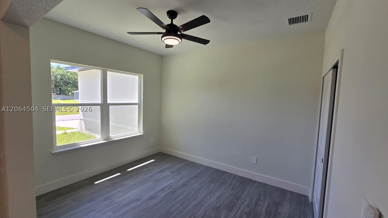 791 Reading ST SE – photo 3