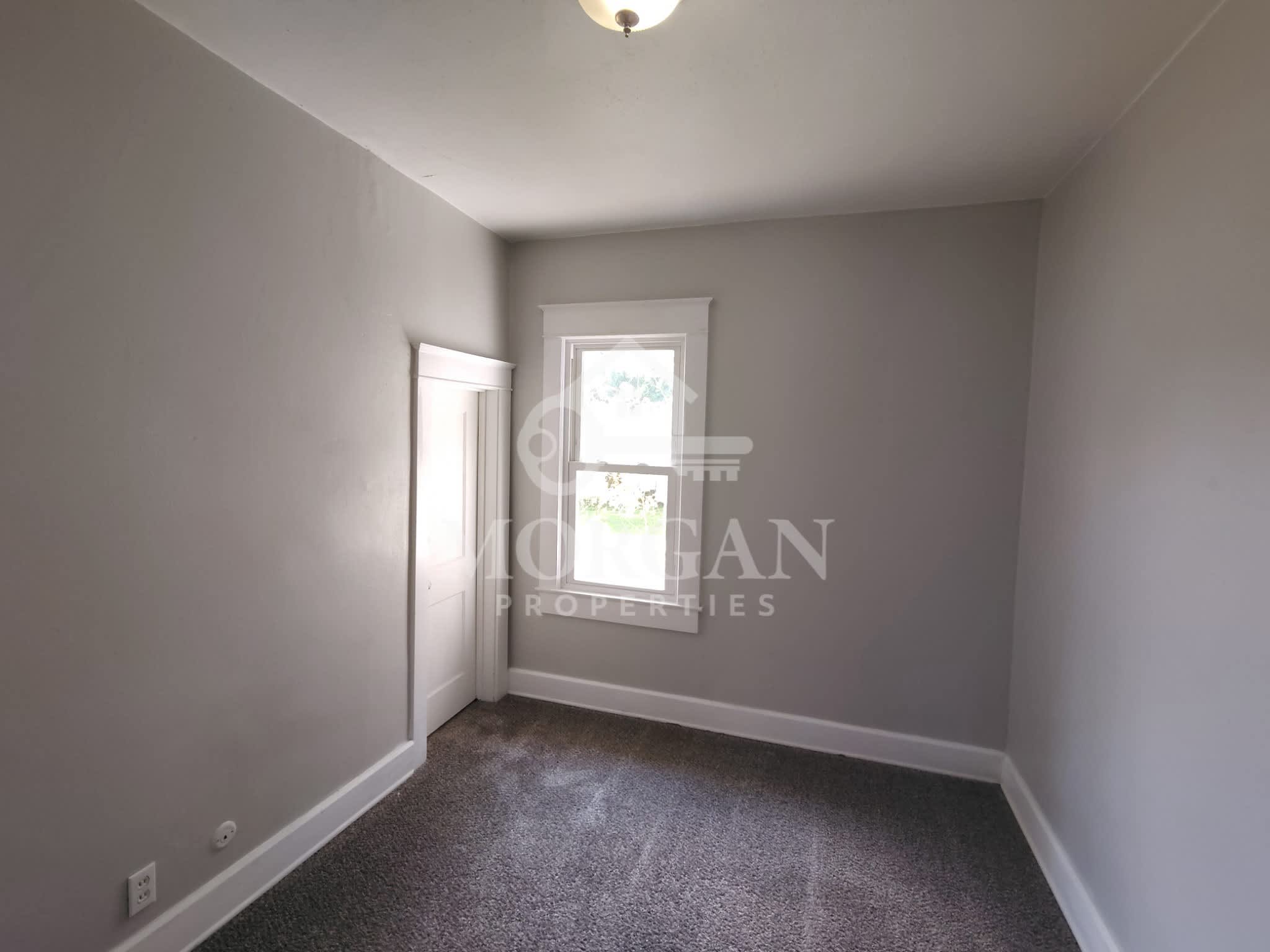 1327 Arrow Avenue – photo 5