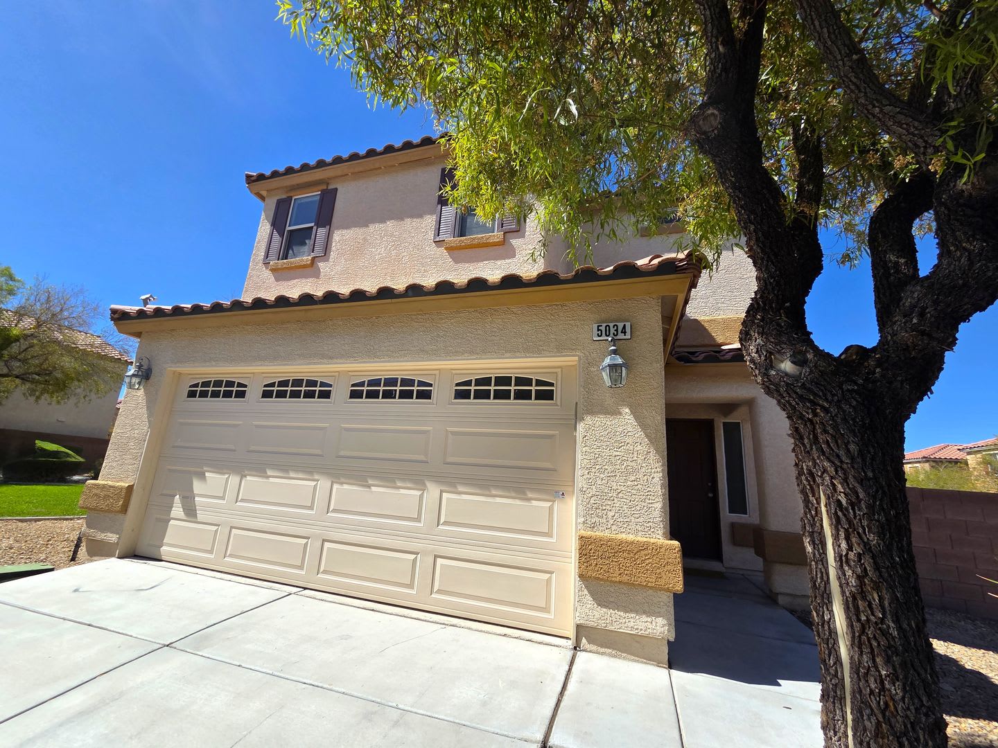 2 Story 3Bedroom Available 5034 Aesop – photo 2