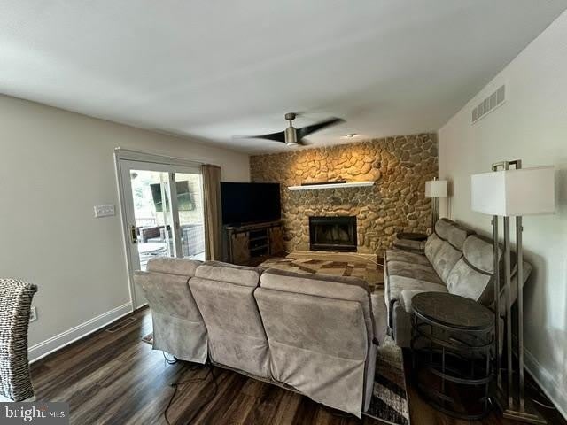 4574 White Oak Lane – photo 5