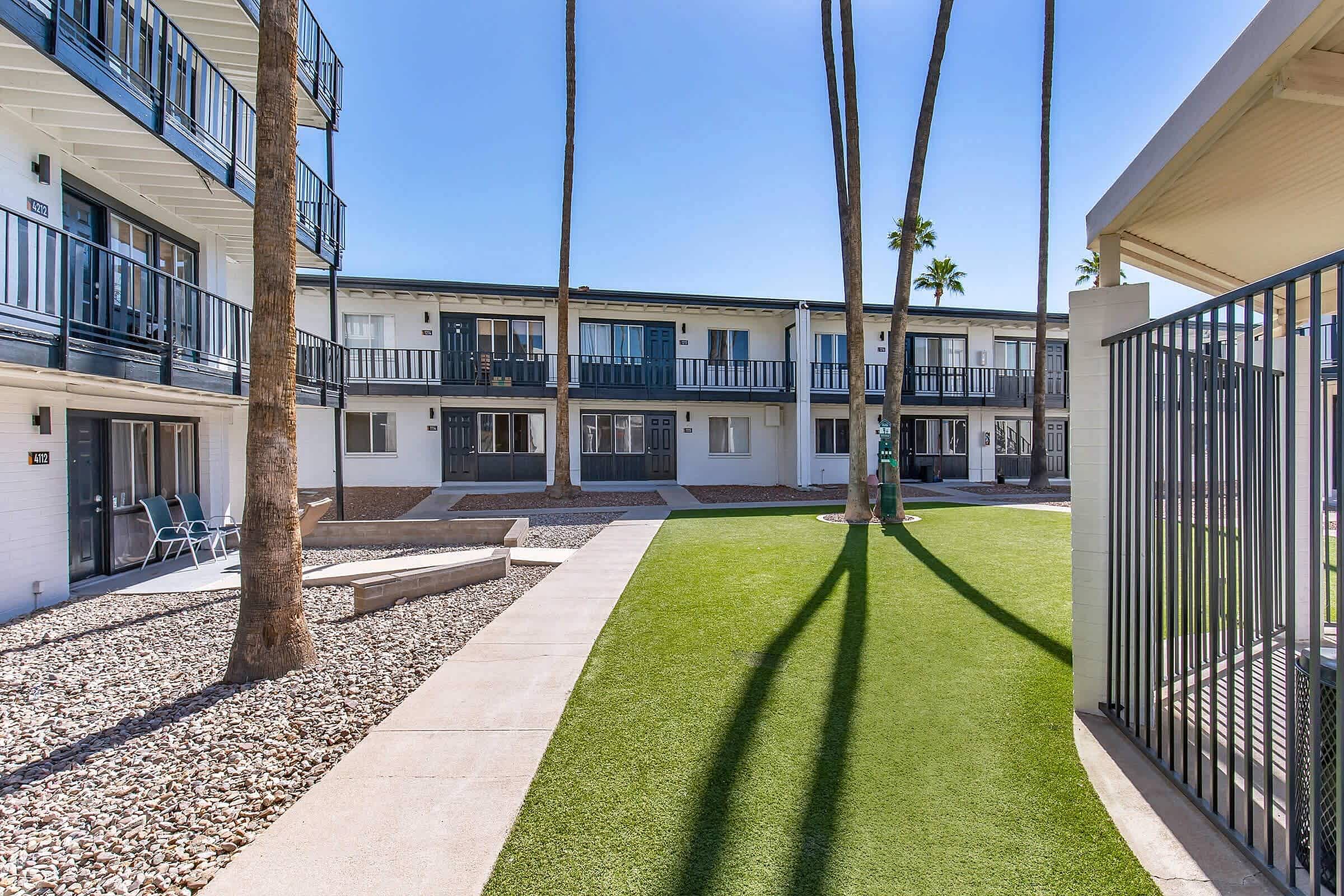 Miramonte on 3rd – photo 5
