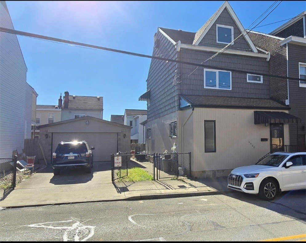 4560 Friendship Ave – photo 1