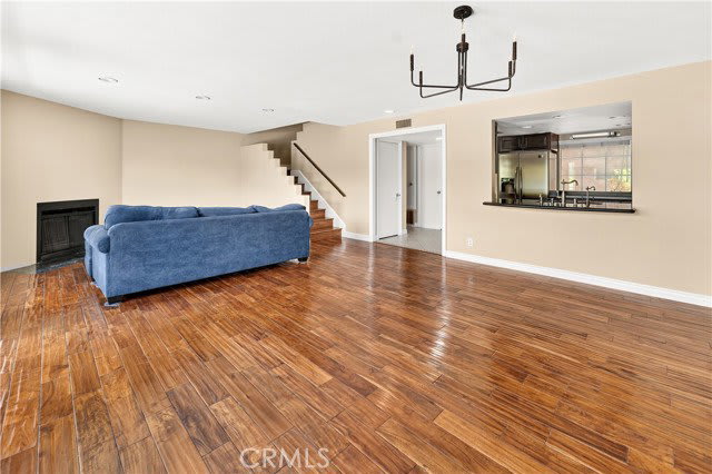 1234 Granville Avenue – photo 2