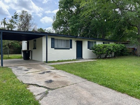 6814 Tinkerbell Lane – photo 3