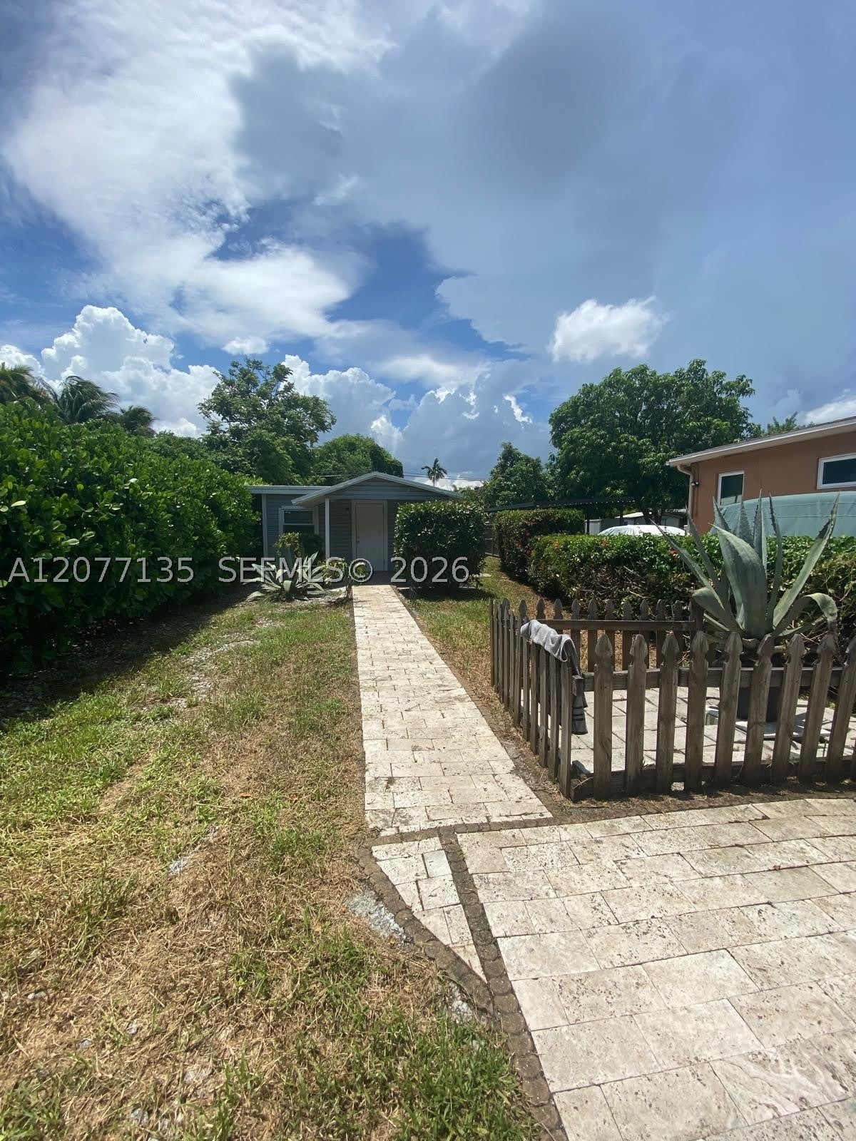 14920 NE 10th Ave – photo 3