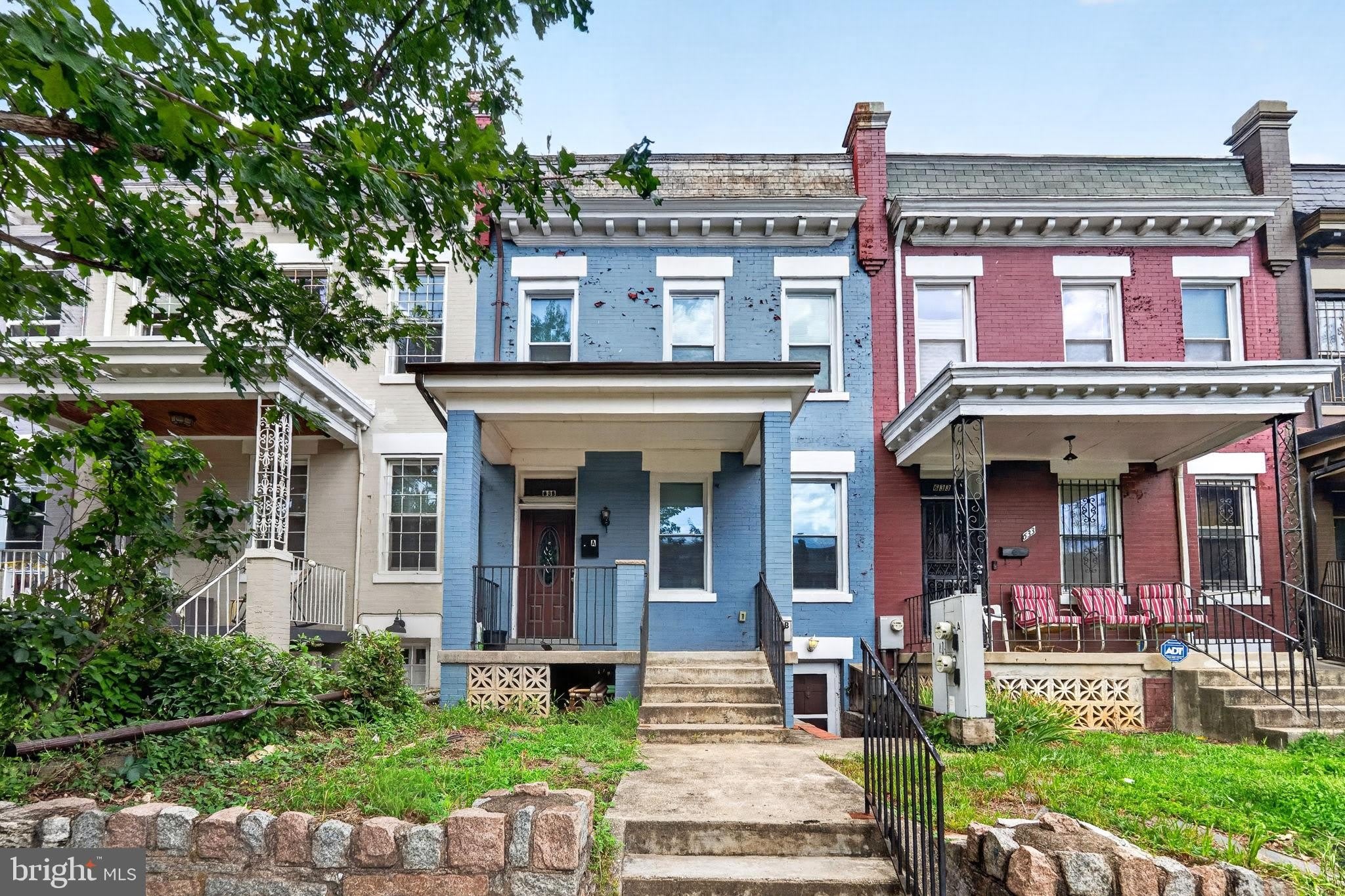 635 KENYON Street NW – photo 2