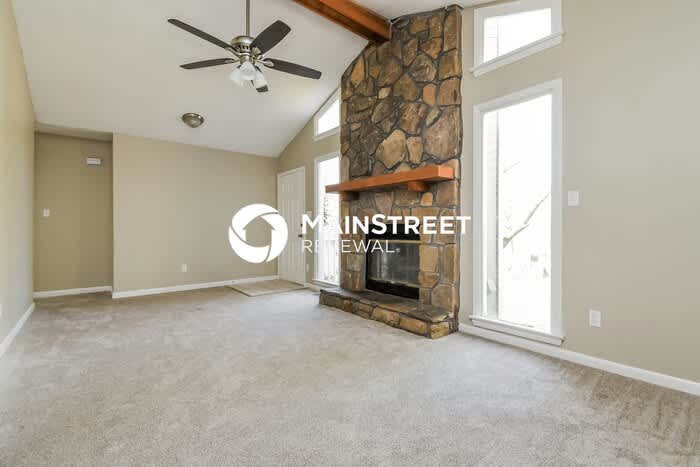 5741 Balboa Terrace – photo 4