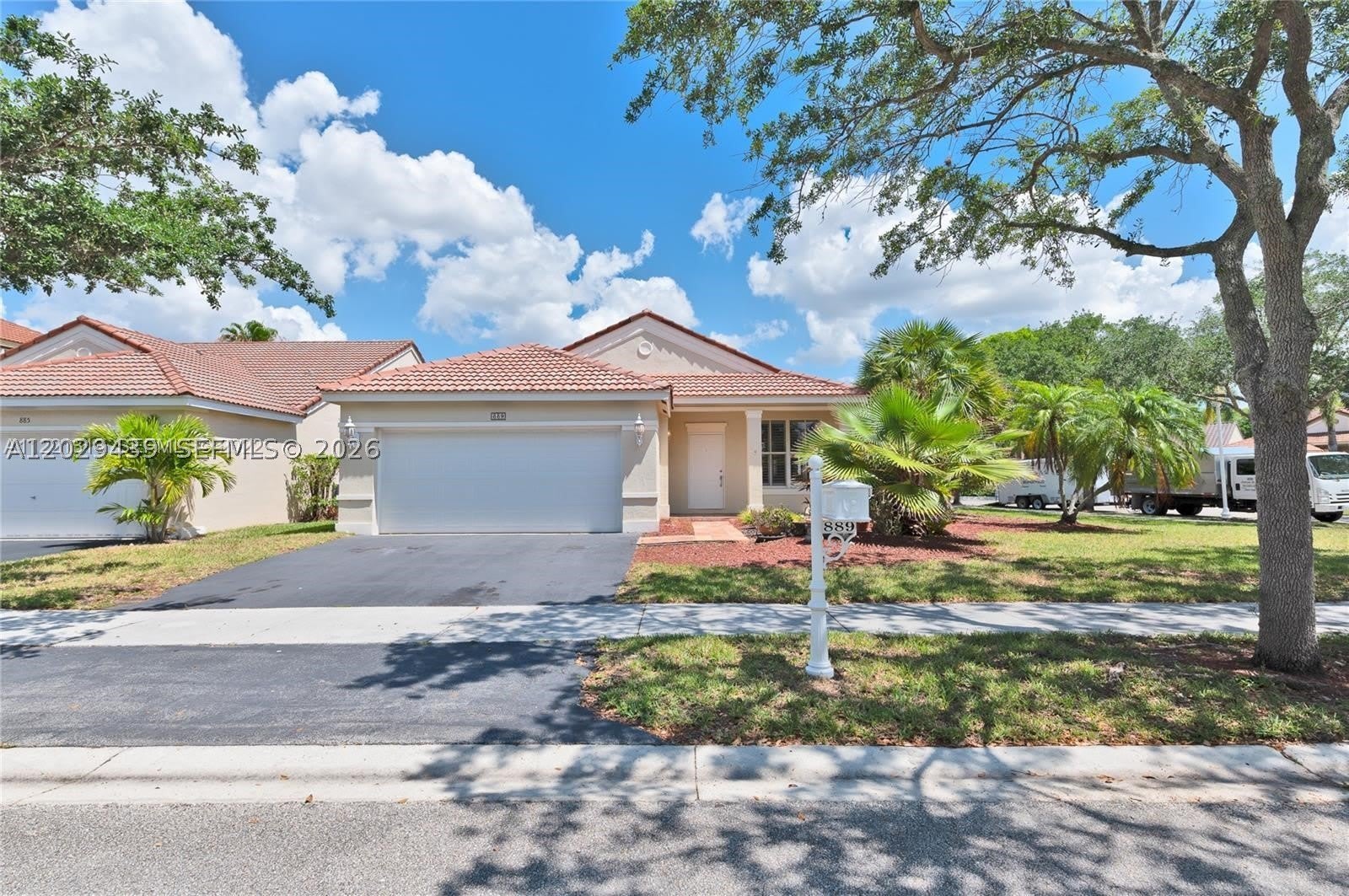 889 Sand Creek Cir – photo 3