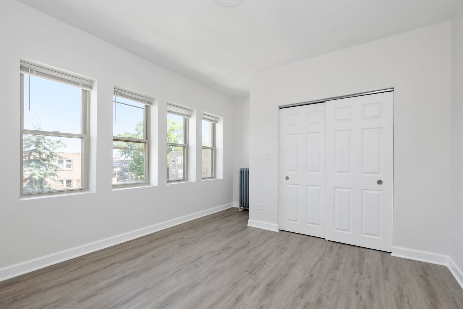 8205 South Paulina Street – photo 4