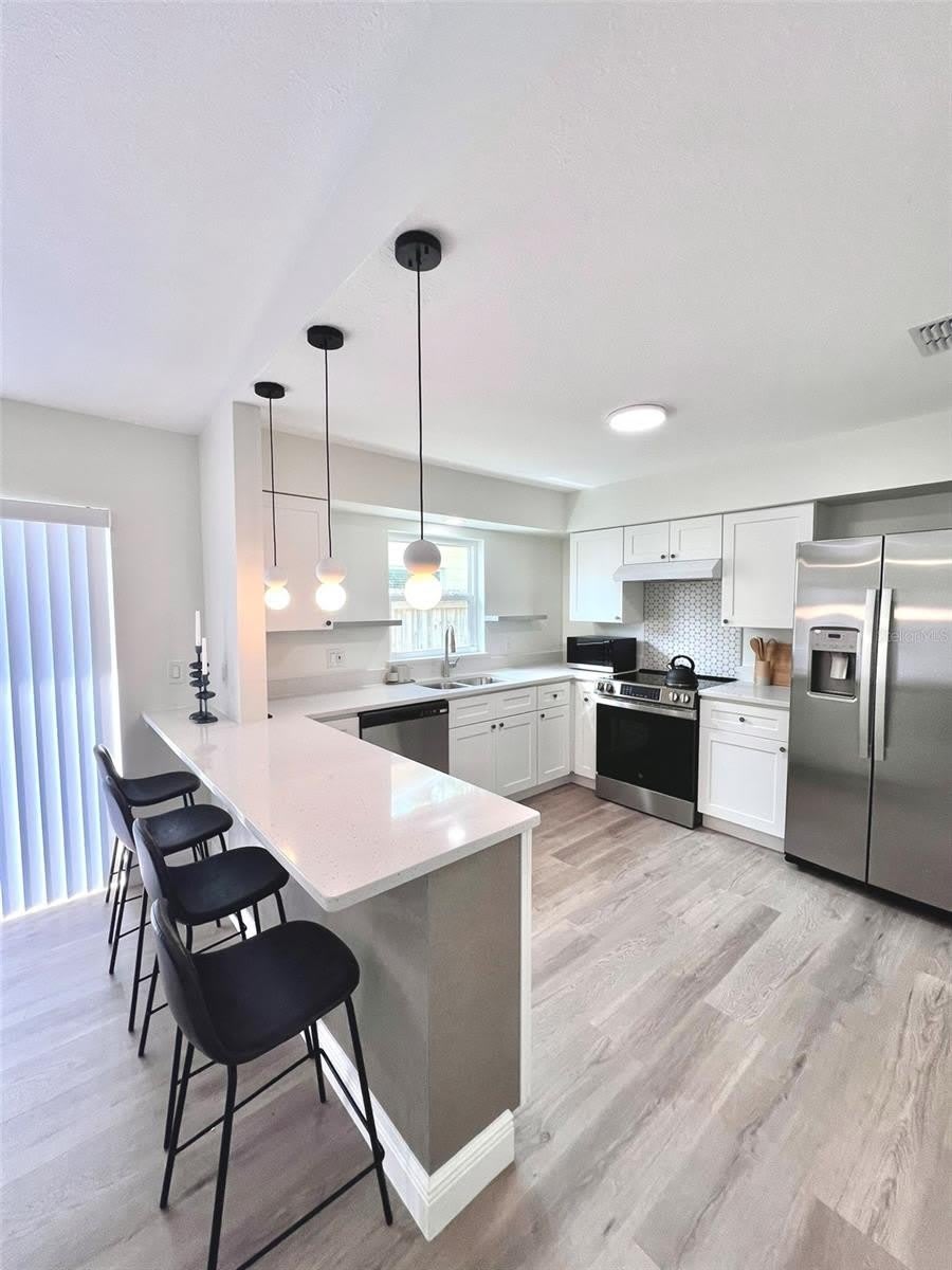 2414 CENTER Avenue – photo 5