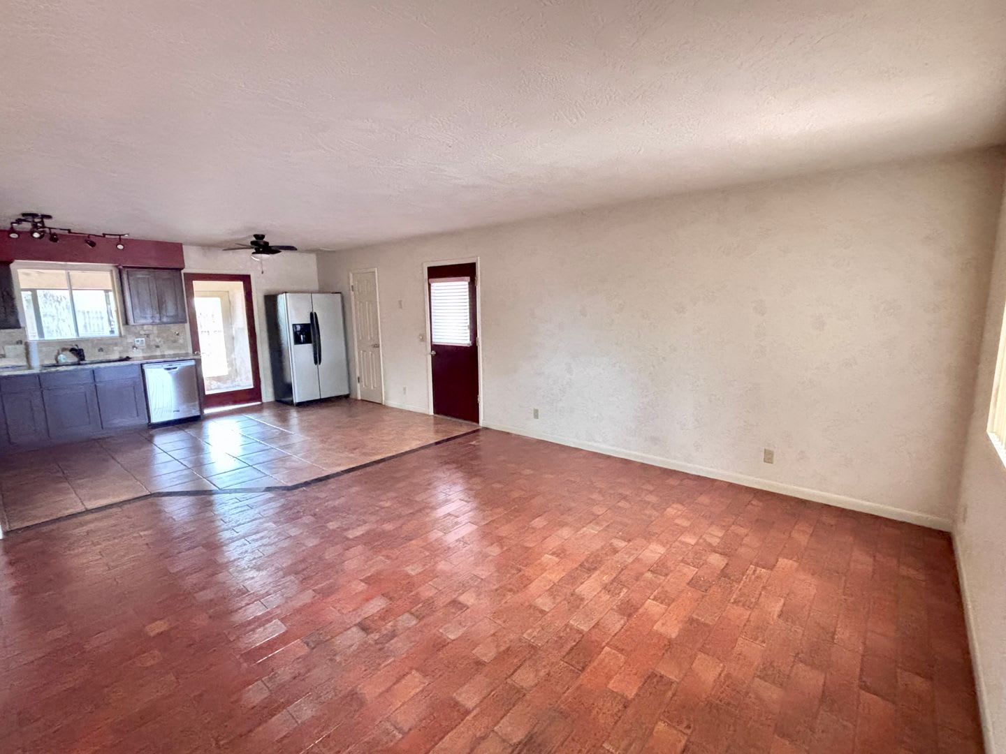 Unfurnished, 1-Year Long-Term Rental- Leasing Special: $750 Off 1st month rent with a year lease! – photo 3