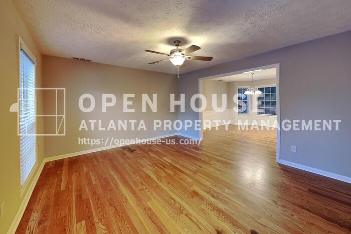 5027 Wesleyan Drive – photo 5