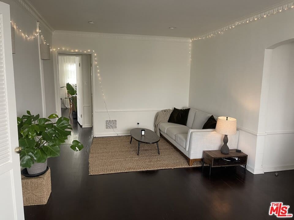 9608 W Olympic Blvd – photo 2