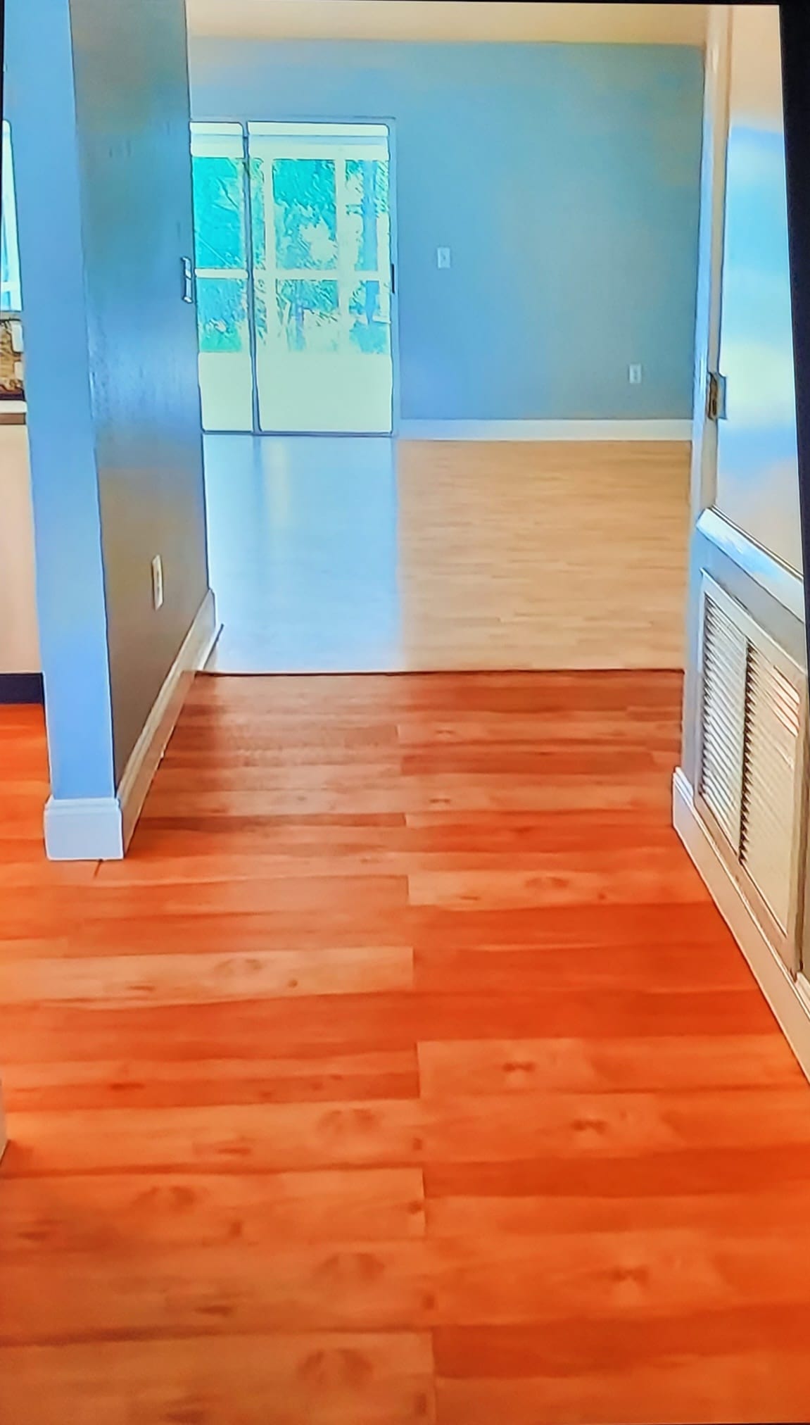 13040 Royal George Ave – photo 4