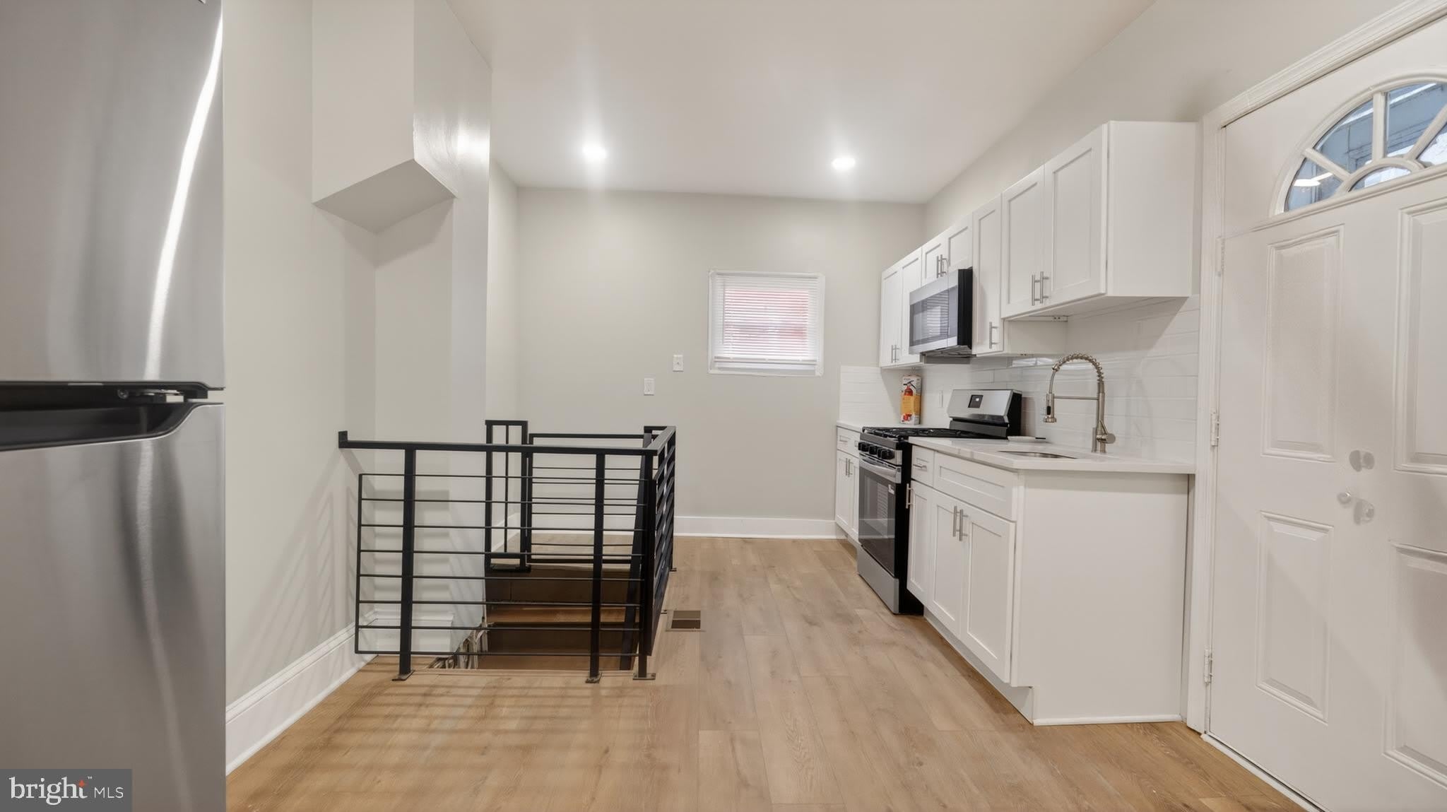 5437 WEBSTER Street – photo 3