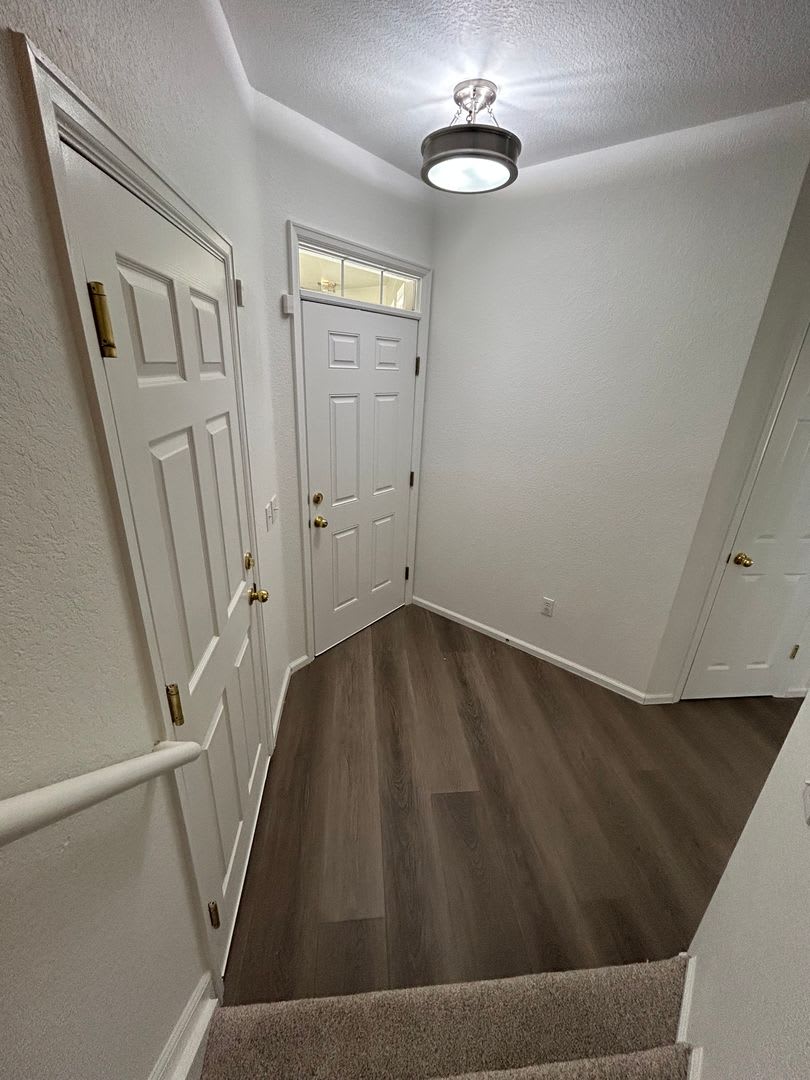 Lovely 2-Story Townhome in Aurora's Willow Trace Community – photo 3