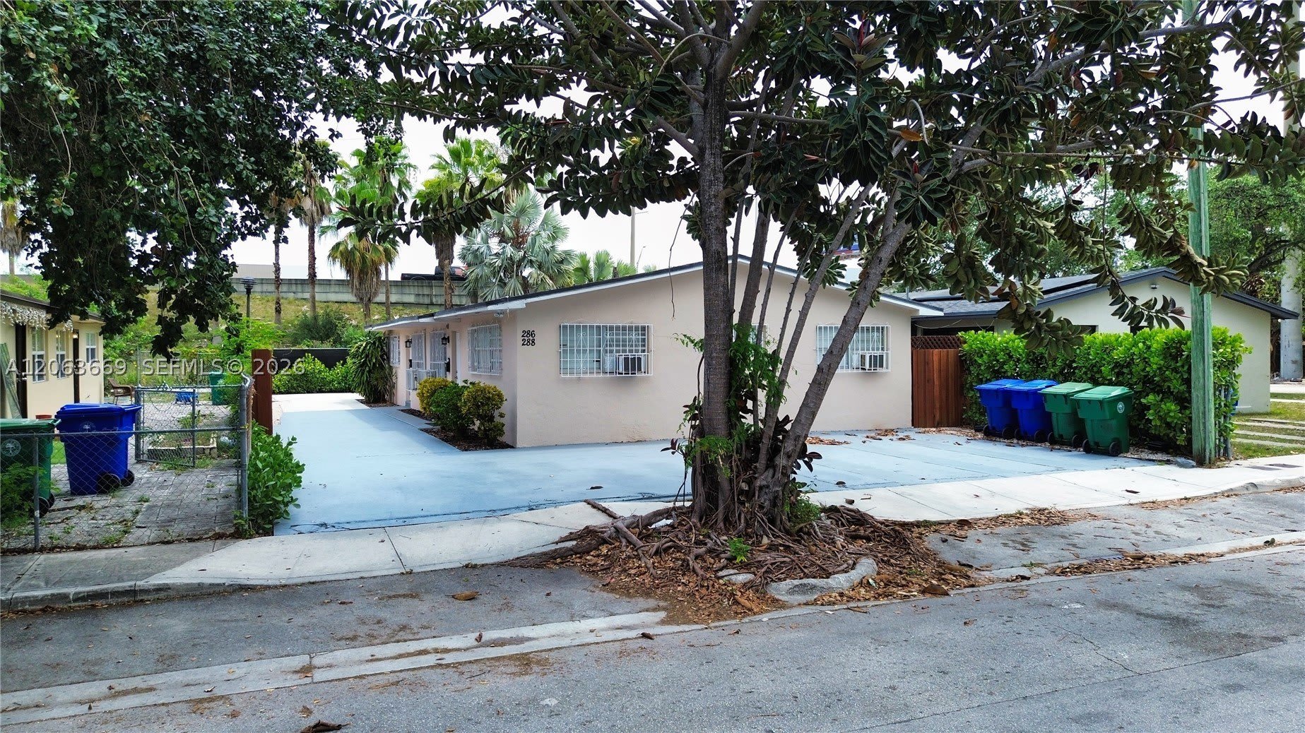 286 Nw 39Th St – photo 2