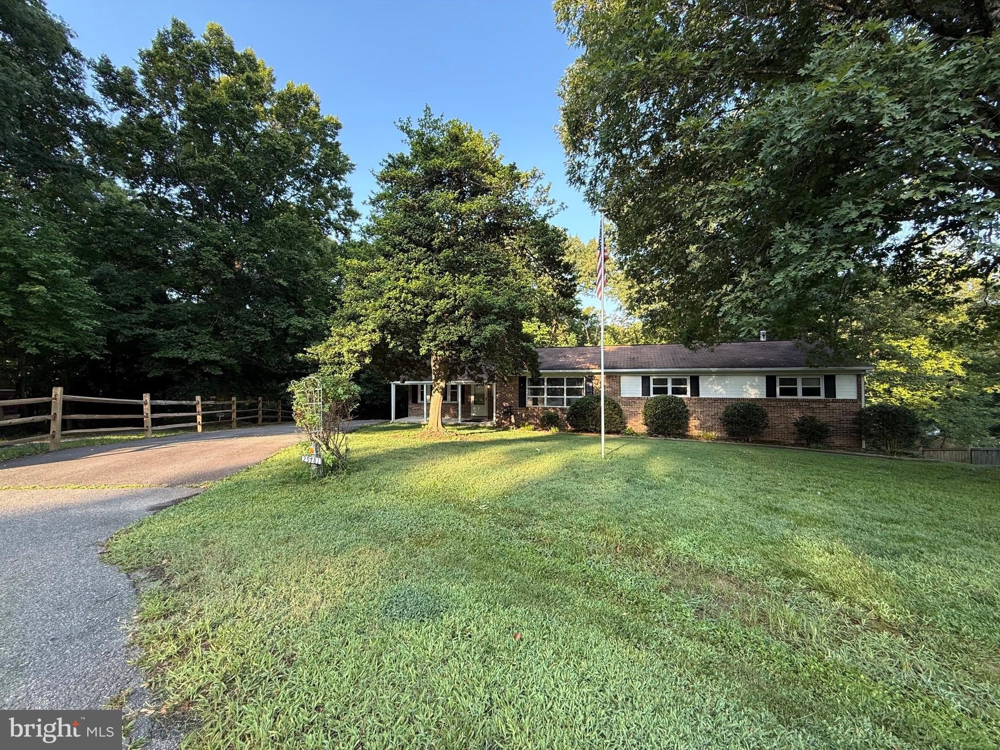 29781 OAK Road – photo 1