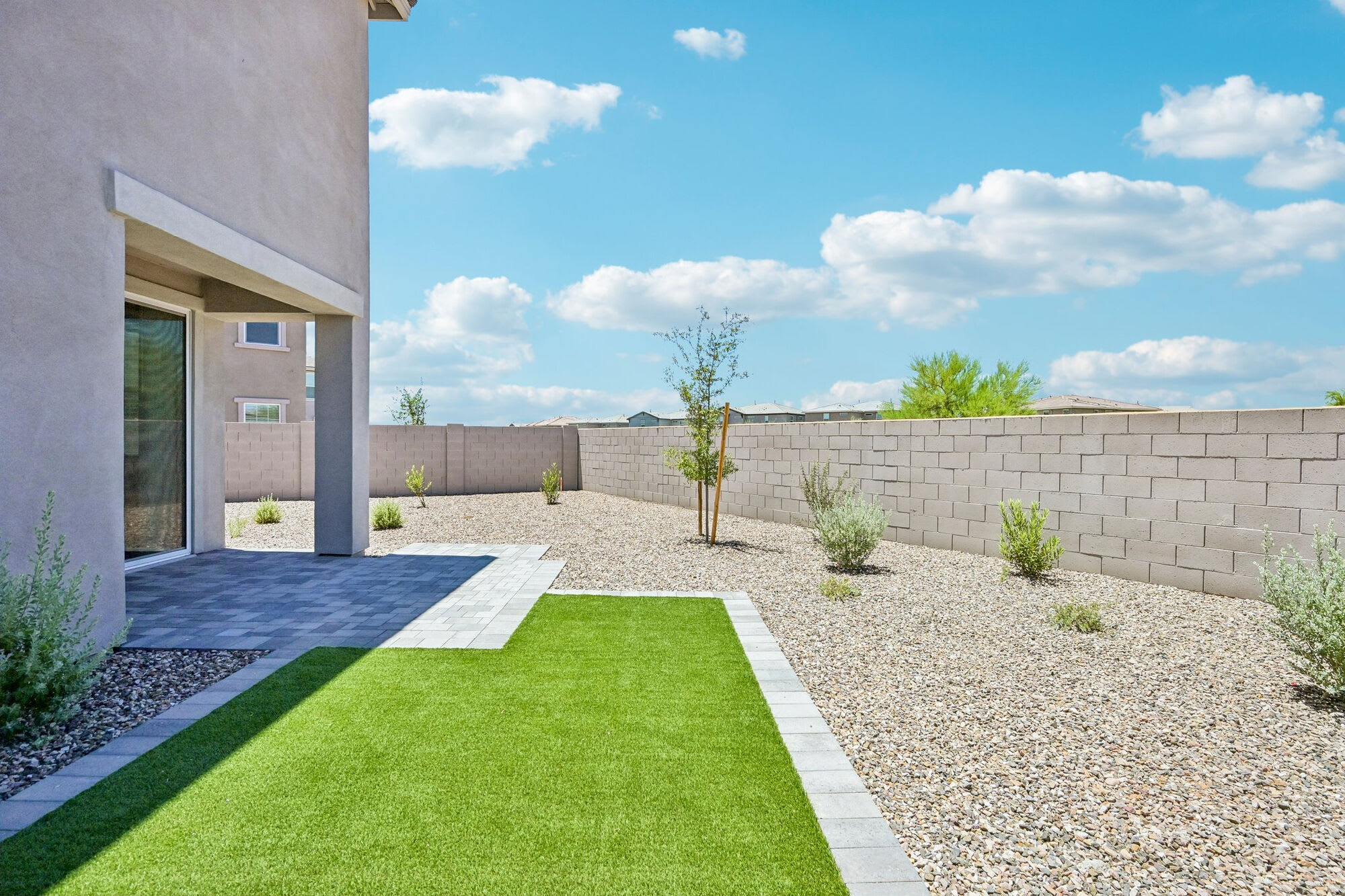 Bb Living Desert Ridge – photo 2