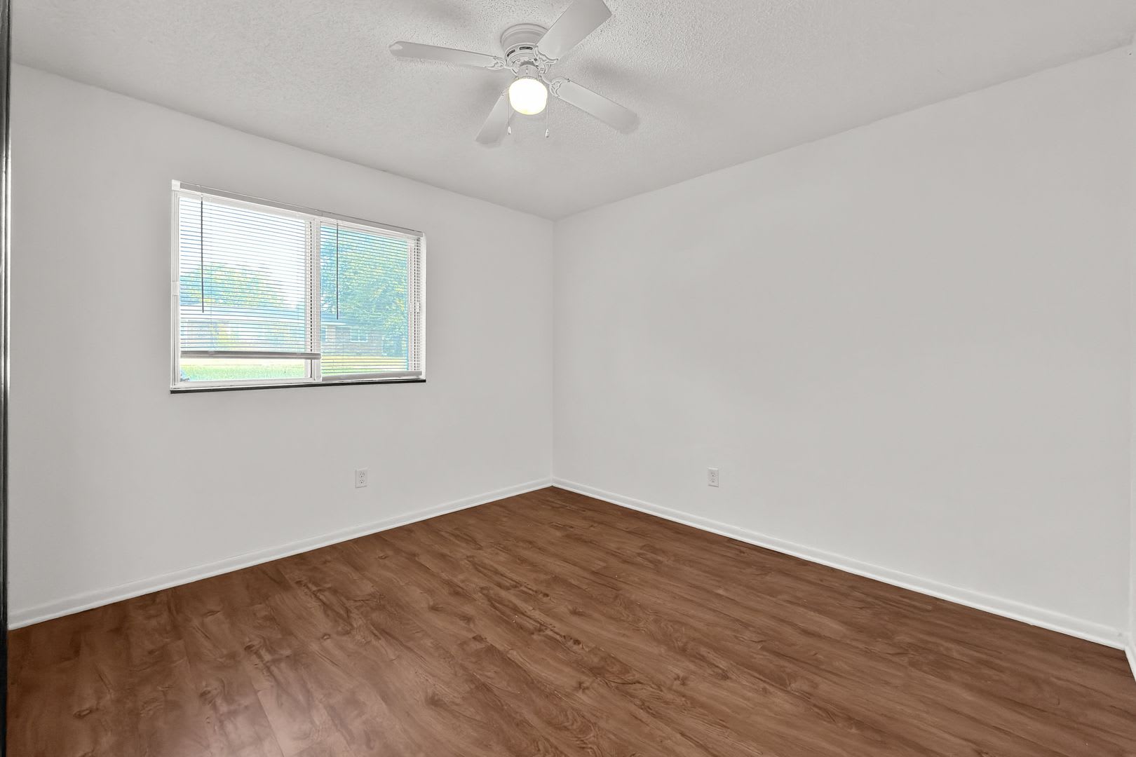 1210 SE Belmont Drive – photo 2