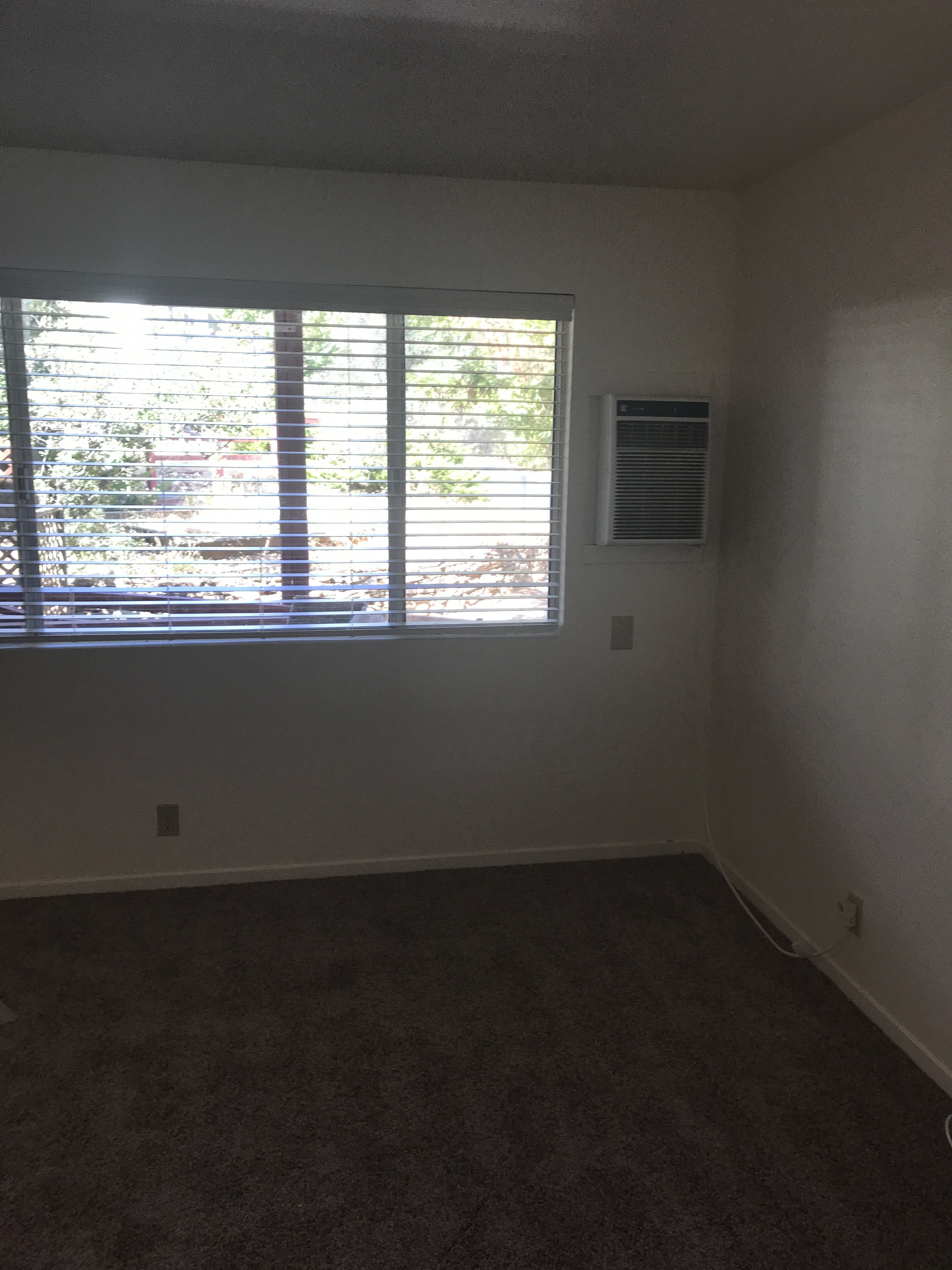 9461 California 193 – photo 1