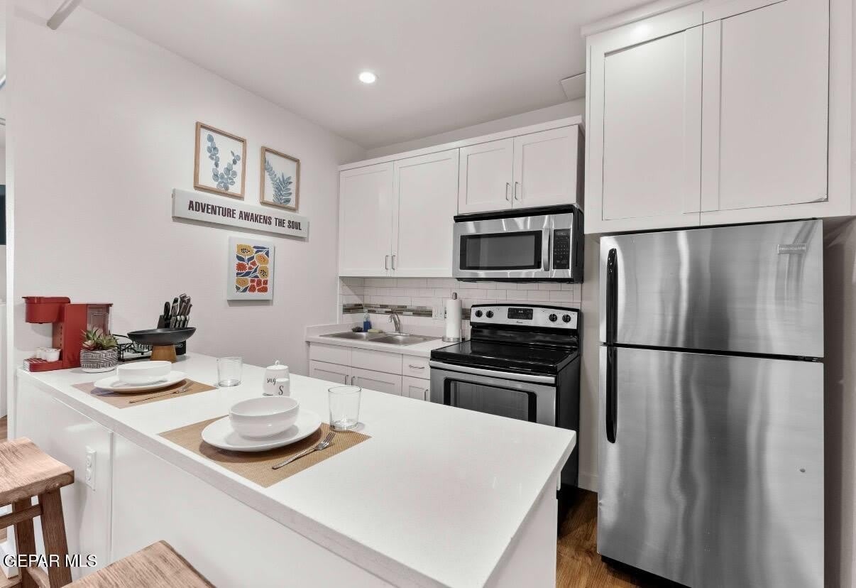 513 W San Antonio Avenue – photo 5