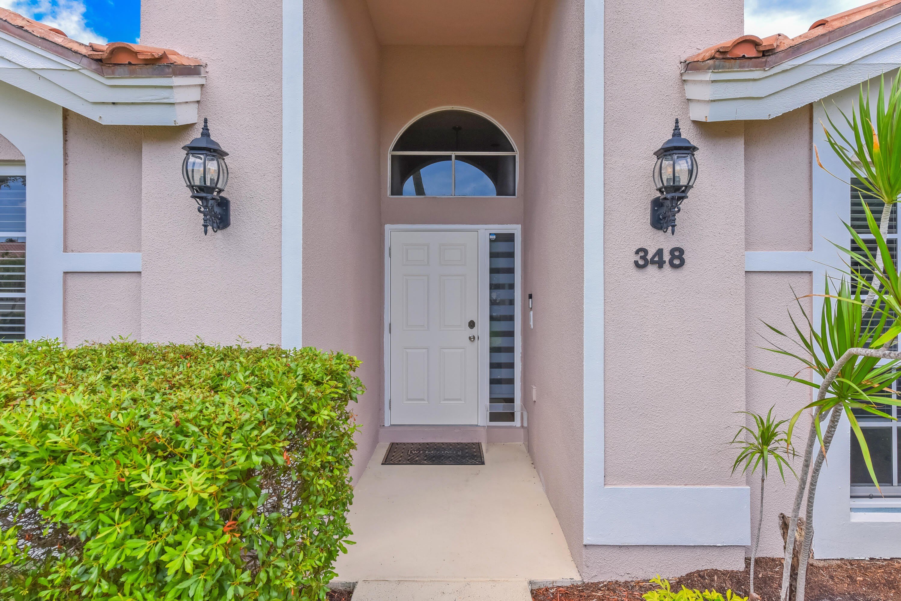 348 Eagleton Golf Drive – photo 2