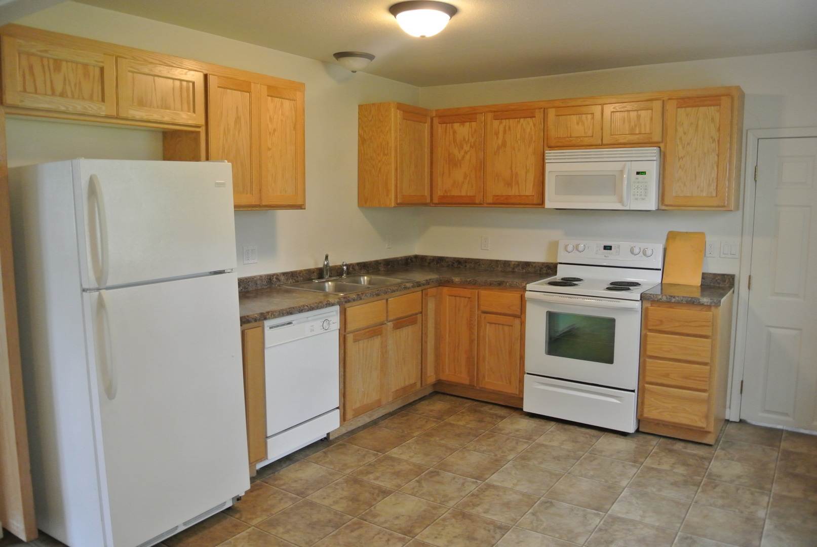 House- NW – photo 4