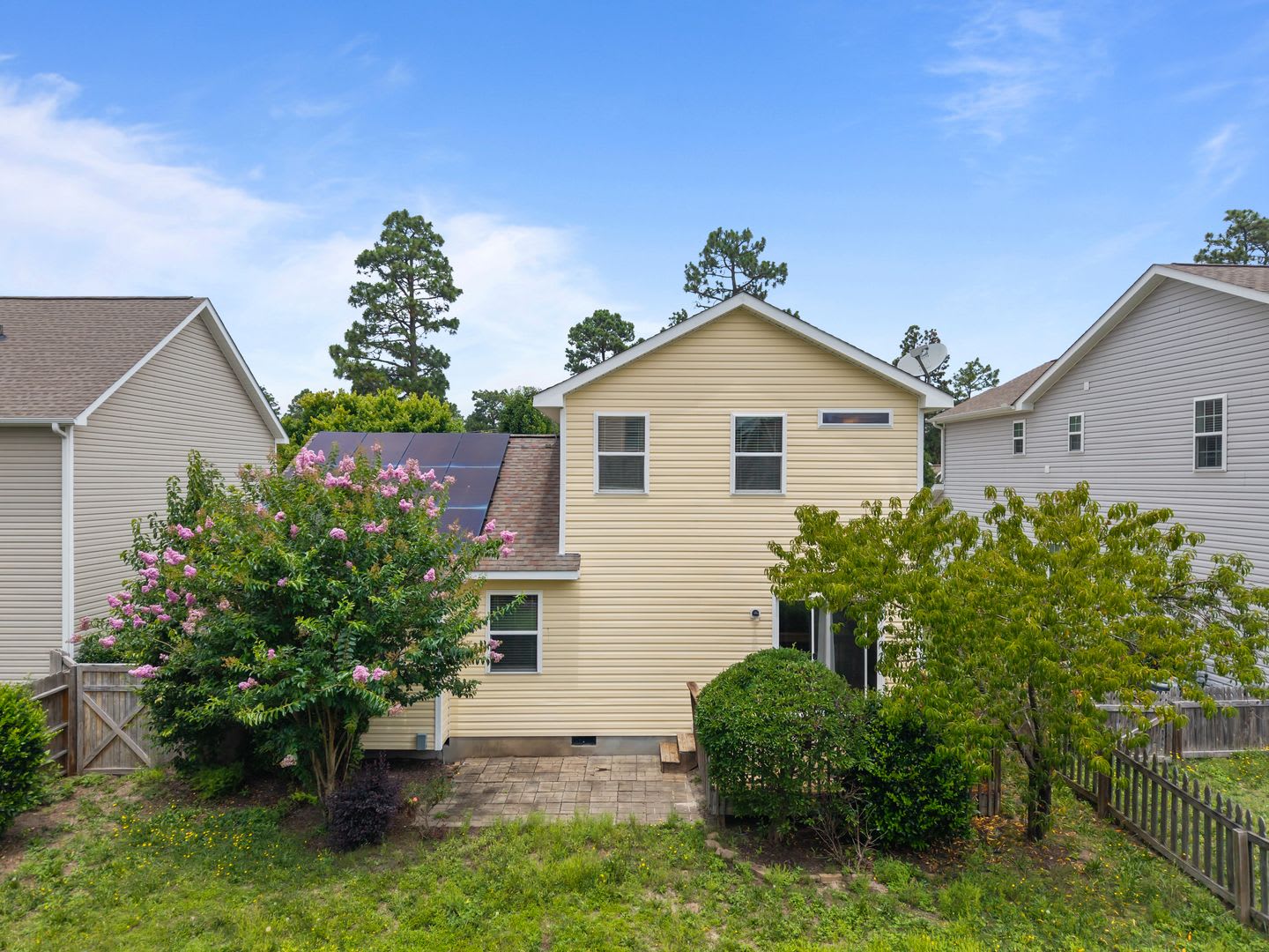 Spacious 3BR Home with Fenced Yard & Flex Space – photo 3
