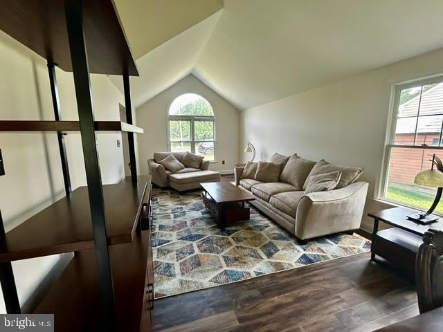 4574 White Oak Lane – photo 2