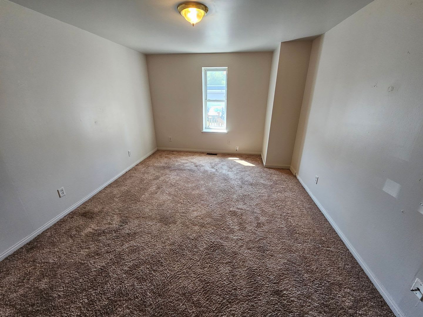 1328 Lehman – photo 5