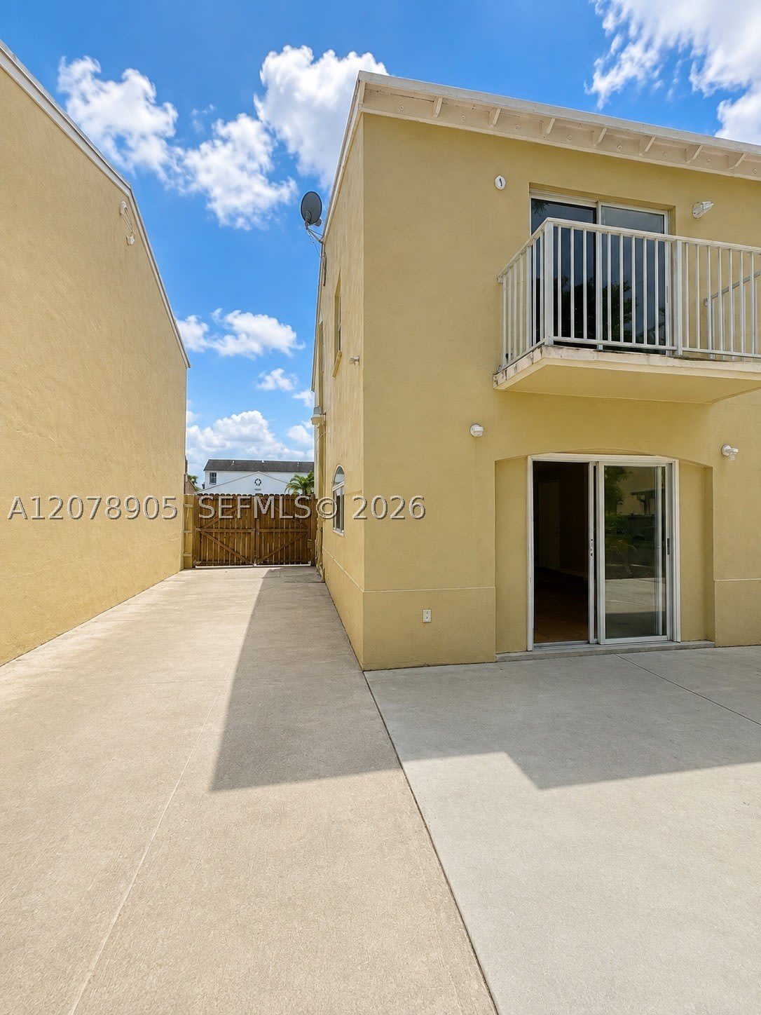 11981 SW 271st Ter – photo 2