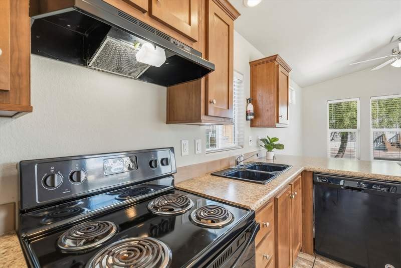 3431 N Flowing Wells Road – photo 4