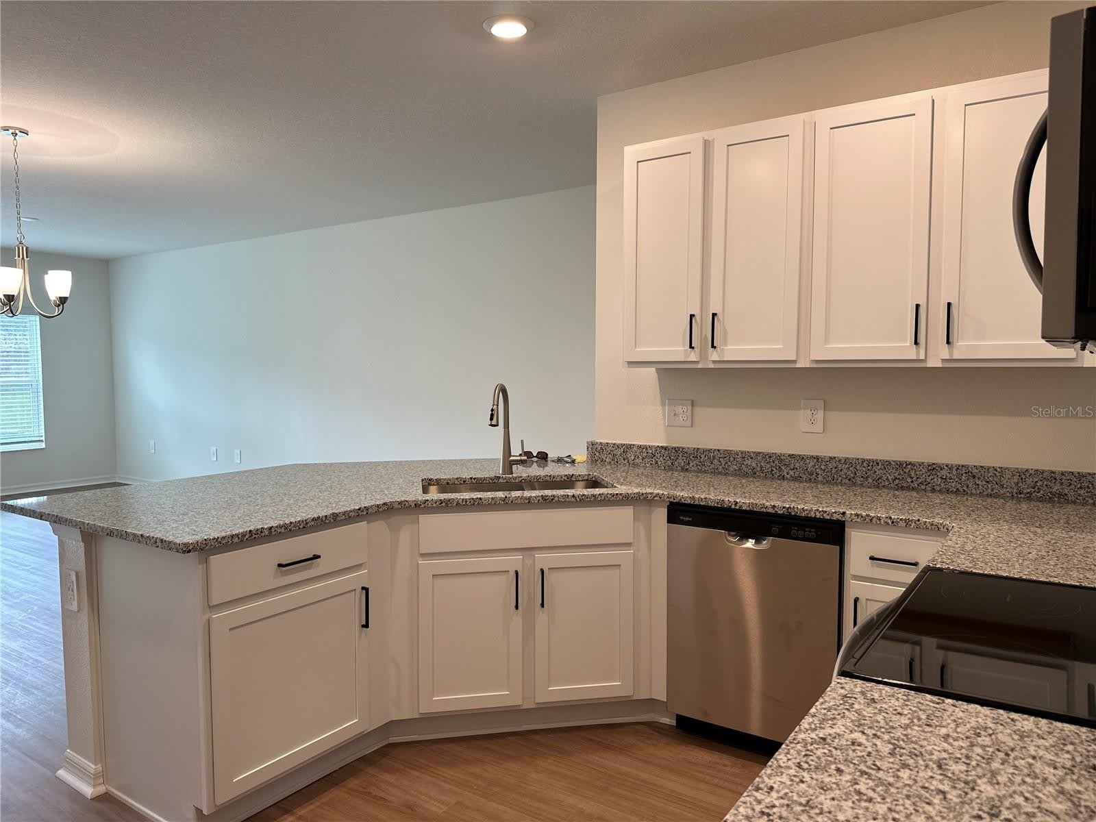 9354 WESTSIDE HILLS Drive – photo 2