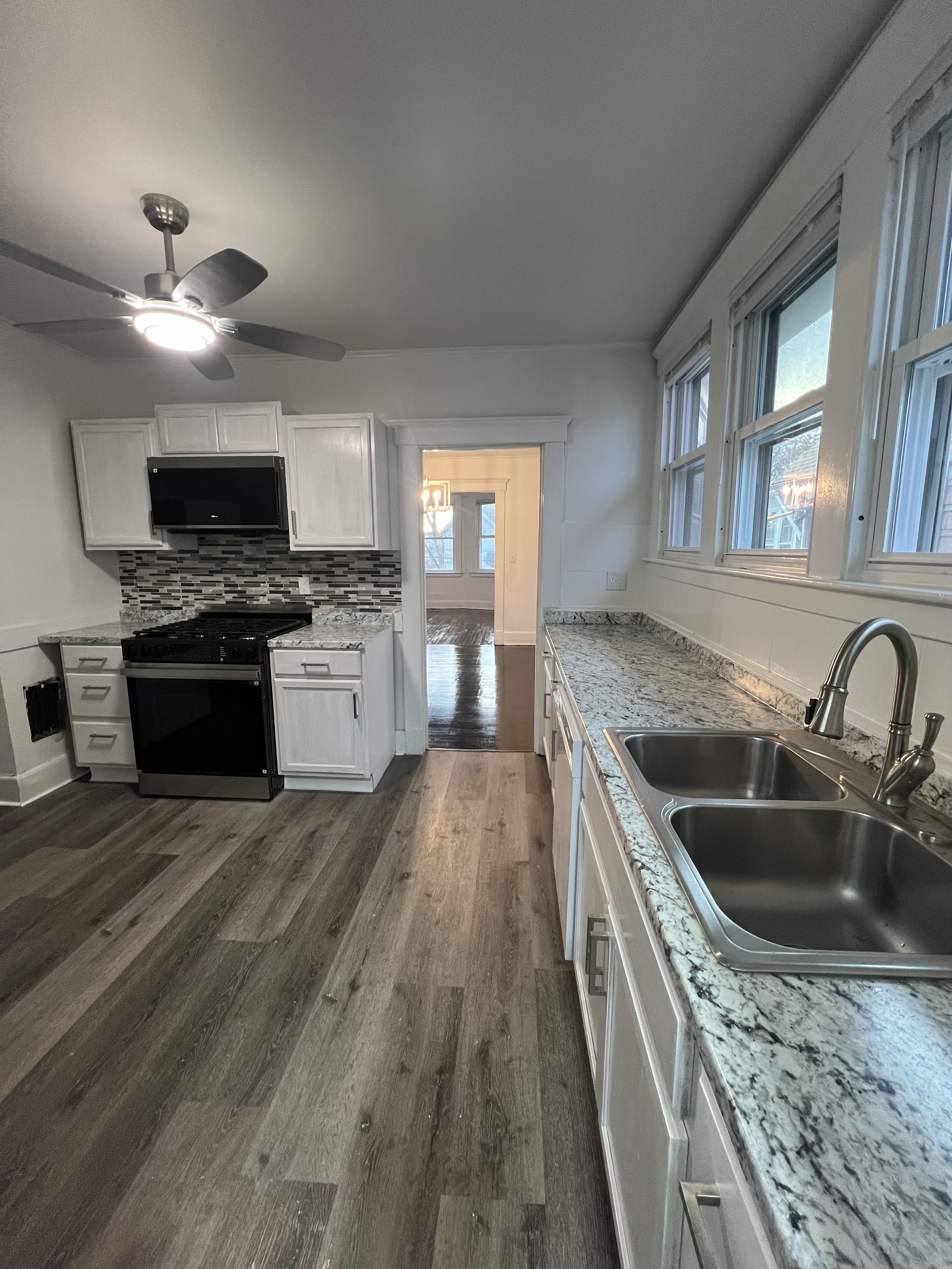 37 Center St – photo 2
