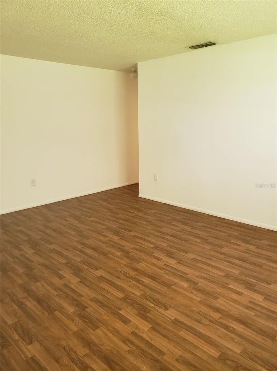 3949 LIBERTY Avenue – photo 3