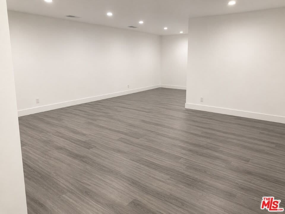 1145 S Holt Ave – photo 4