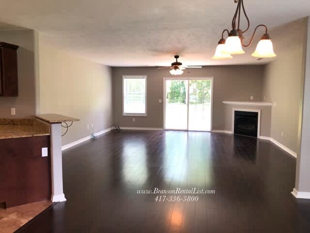 Over 2 000 Sqft On One Level – photo 3