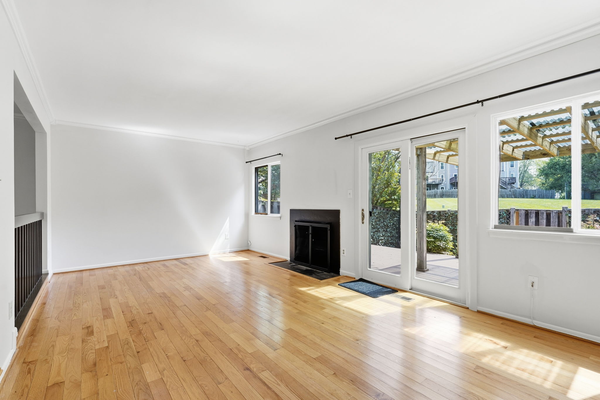20469 Waters Point Ln – photo 2