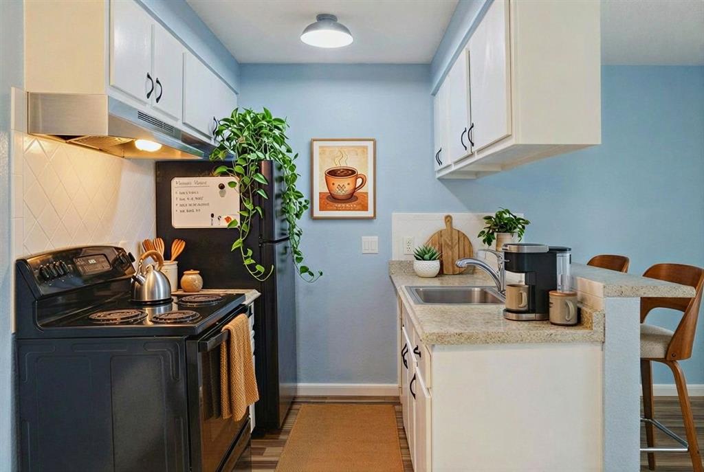 2302 E Side Dr Apt 23 – photo 3