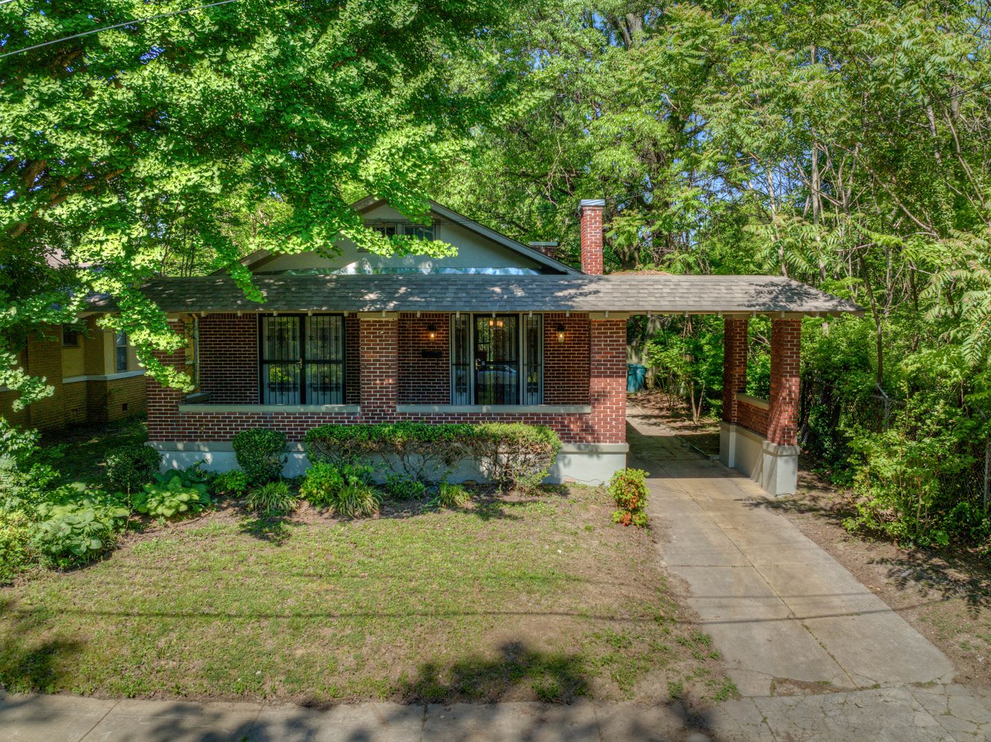 RENT REDUCED! 3 bed/1 bath – photo 2