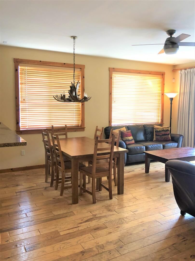 Two Bedroom Ski Lease in the Boulders – photo 3