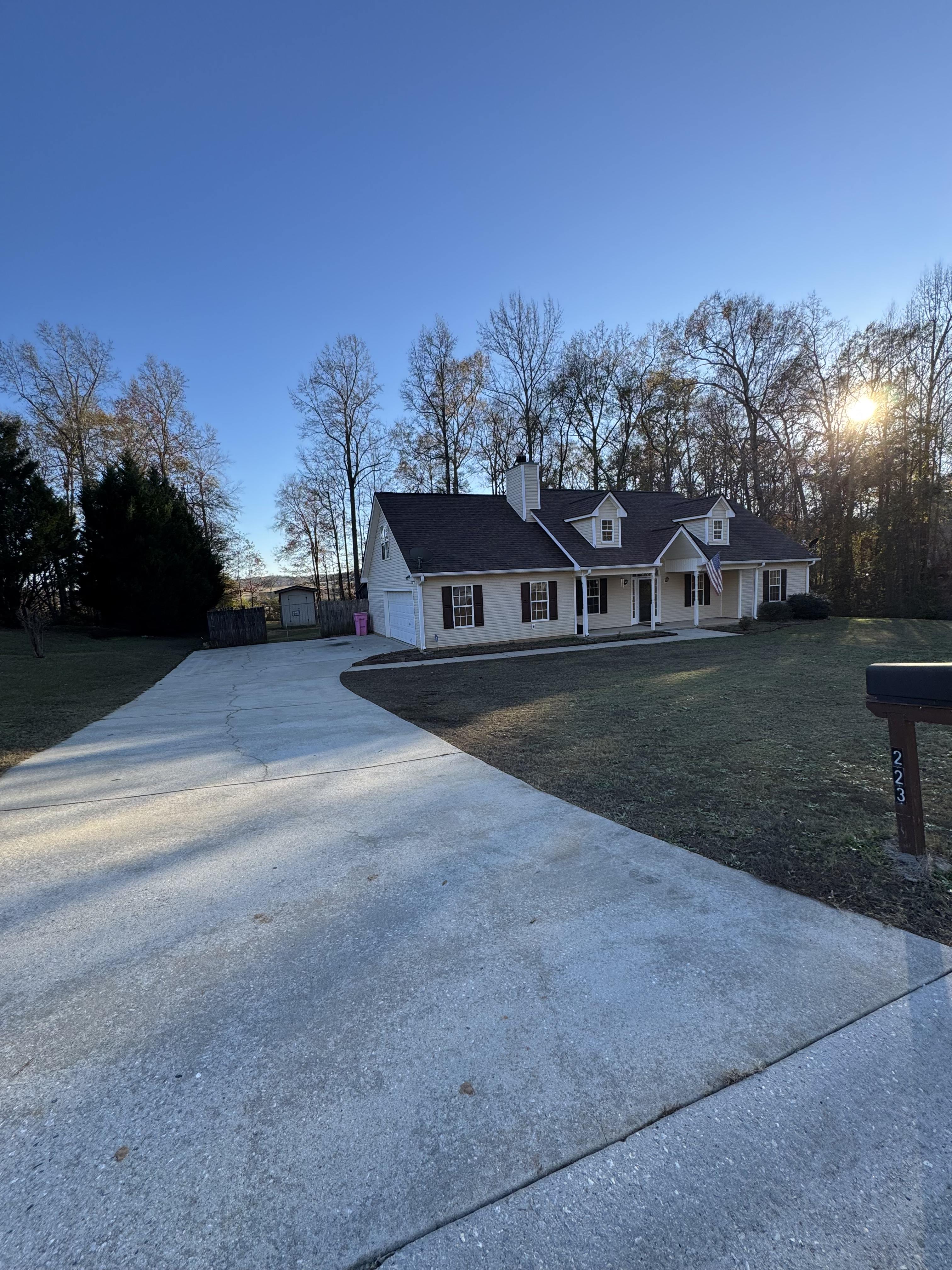 223 Hampton Creek Rd – photo 3