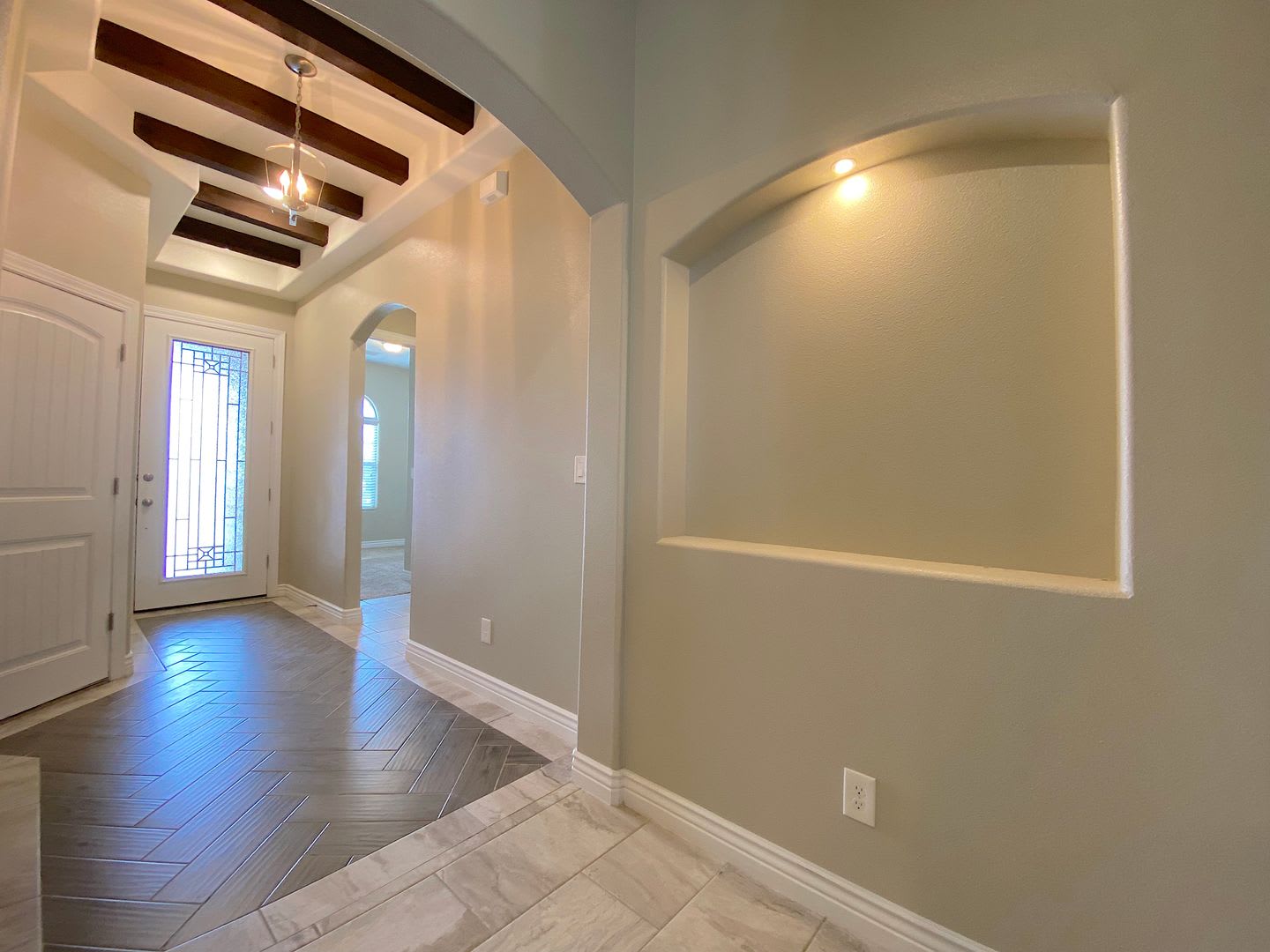 East El Paso 4bed/2Bath Refrig A/C! – photo 3
