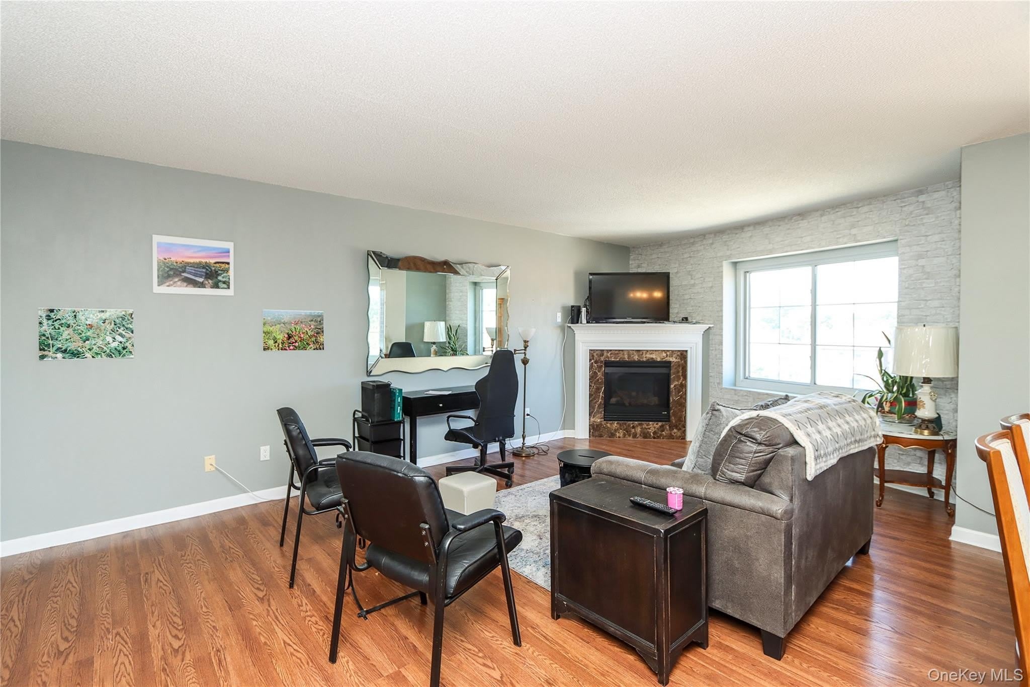 242 Maple Avenue – photo 5