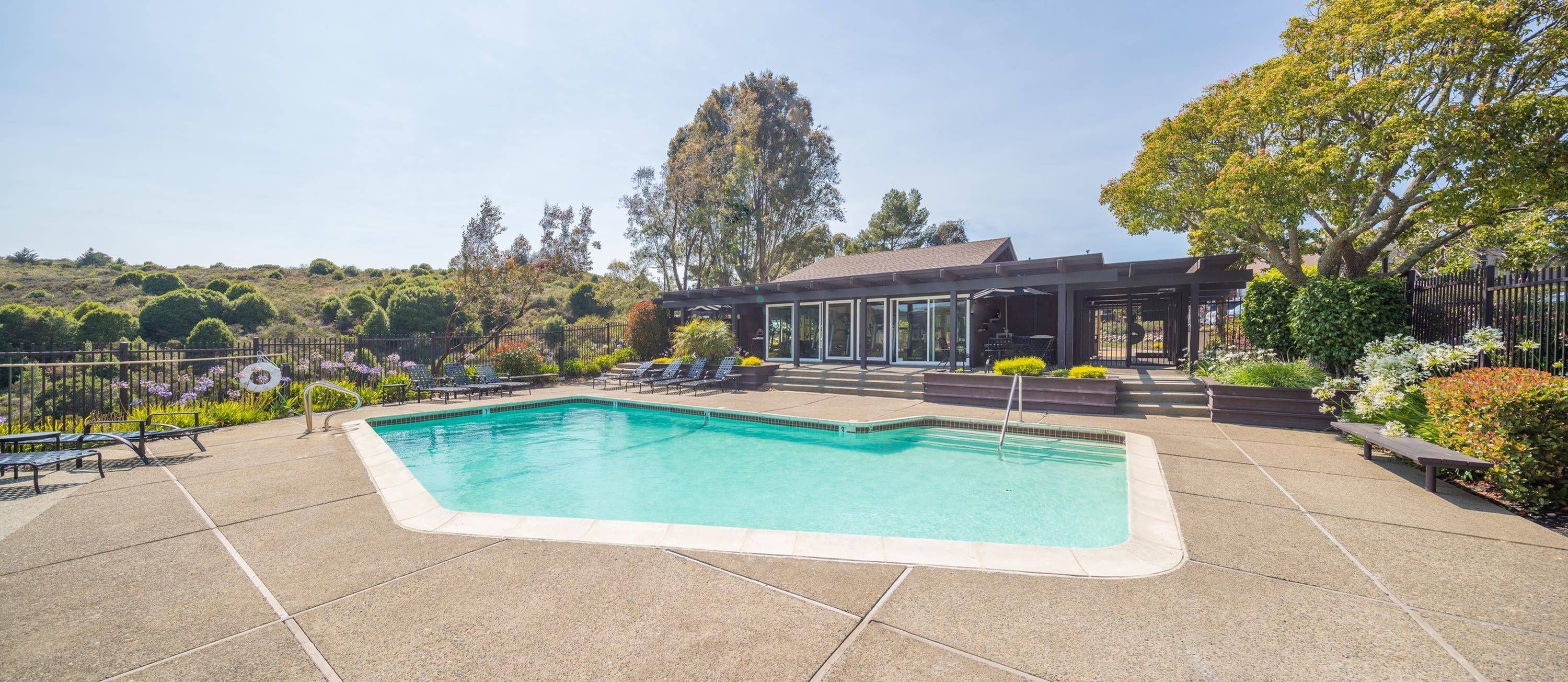 Summit at Sausalito Apartments – photo 4